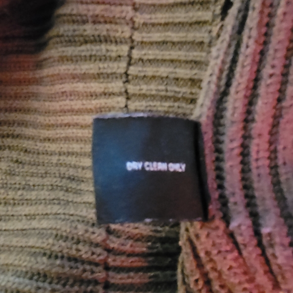 W118 Walter Baker Sweater - Picture 5 of 5